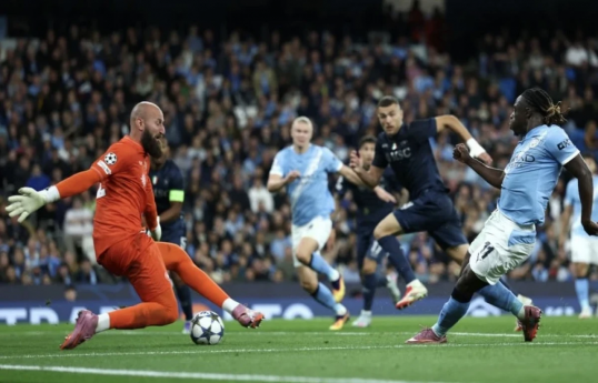 Barcelona beat Newcastle, Man City see off Napoli in Champions League
