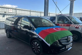 Azerbaijan evacuates 14 Palestinian students from Gaza for University studies