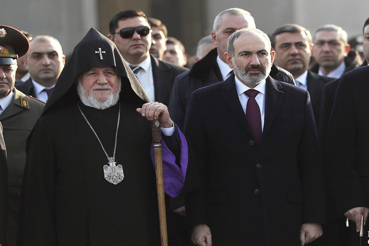 Pashinyan again warns Garegin II: Sooner you leave, it is better