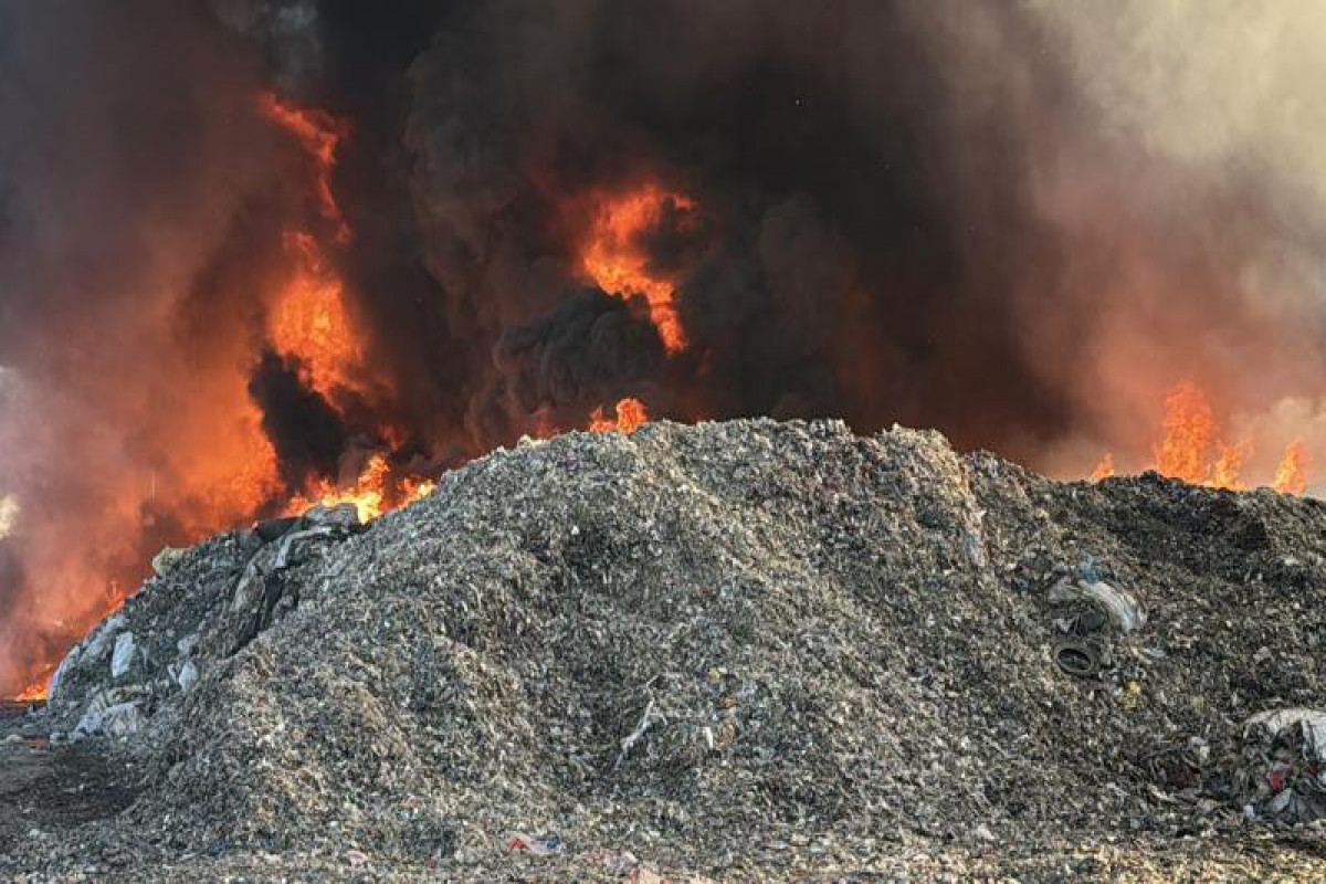 A massive fire broke out in a factory in Türkiye-PHOTO 