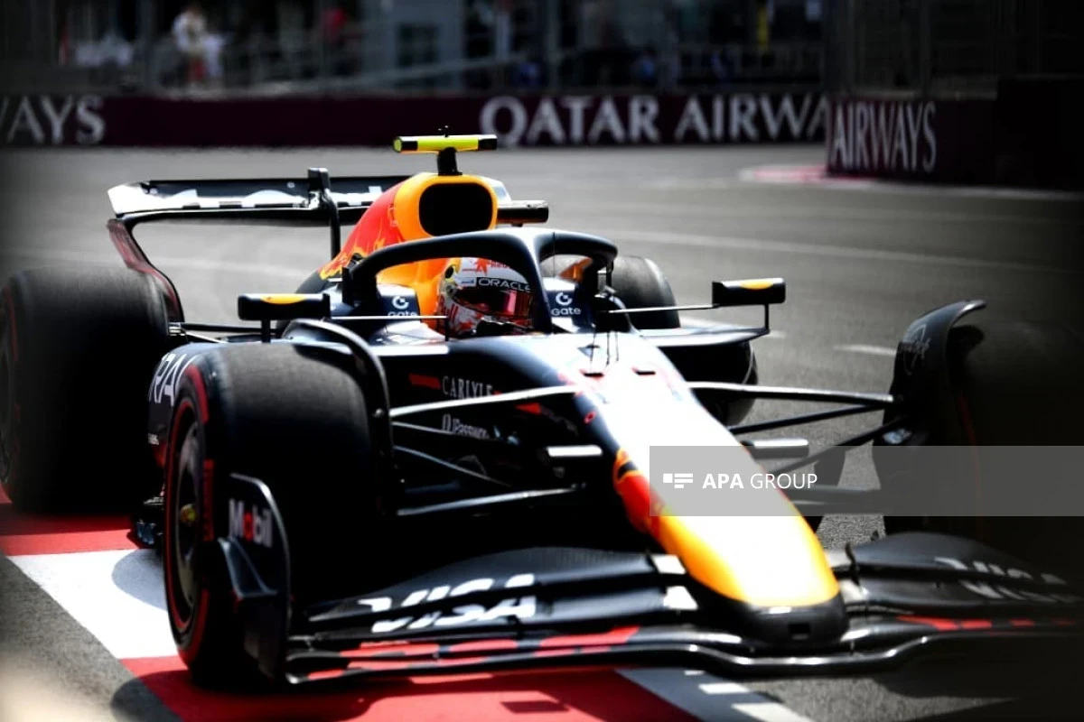 Main race of the Formula 1 Azerbaijan Grand Prix has started