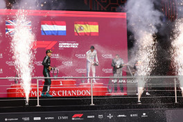 Formula 1 winner awarded-PHOTO 