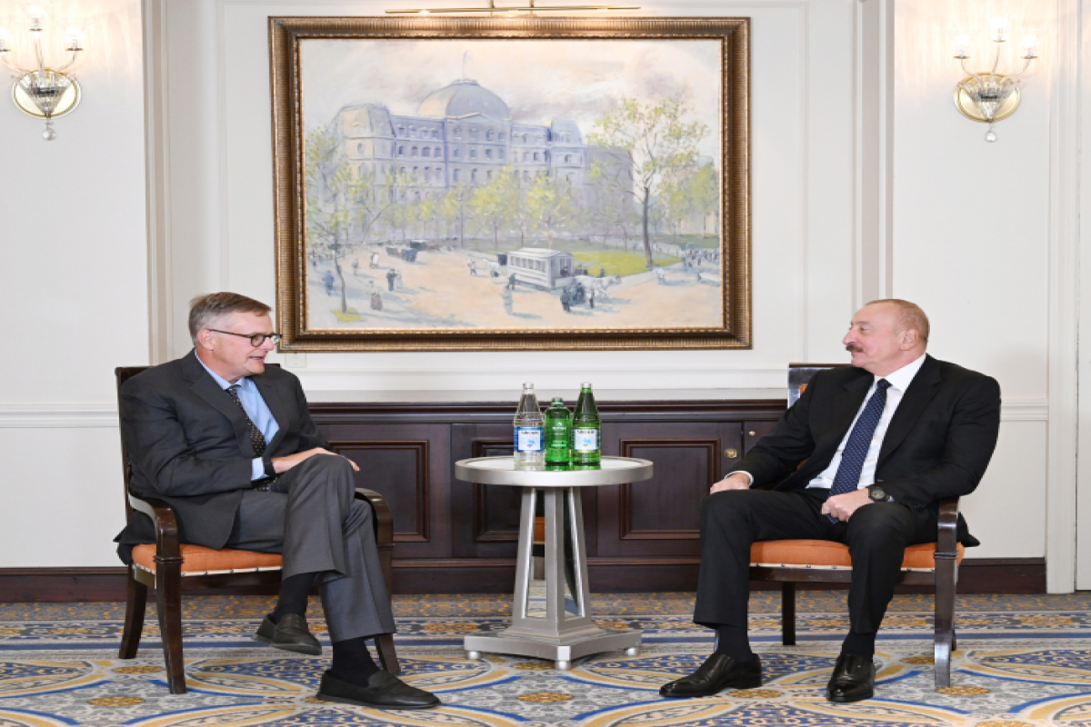 President Ilham Aliyev met with Chairman and CEO of Neuberger Berman in New York