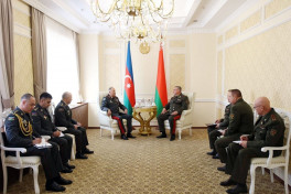 Chief of General Staff of Azerbaijan Army meets with his Belarusian counterpart