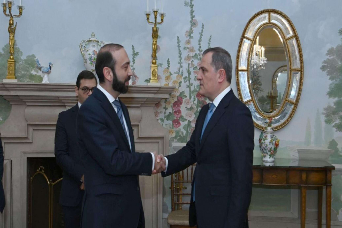 Minister of Foreign Affairs of the Republic of Armenia, Ararat Mirzoyan and Minister of Foreign Affairs of the Republic of Azerbaijan, Jeyhun Bayramov