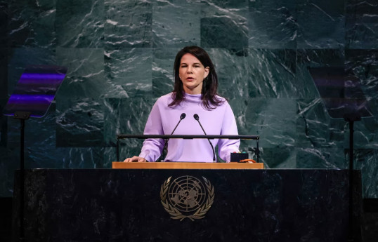 Expanding settlements in West Bank are "eroding any prospects" for a solution, says UNGA president