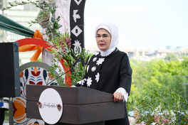 Leyla Aliyeva, head and founder of IDEA, and Arzu Aliyeva participated in the “Treasures Behind the Doors of Anatolia” exhibition in New York
