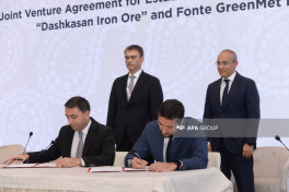 SOCAR and Italiana Petroli sign share purchase agreement