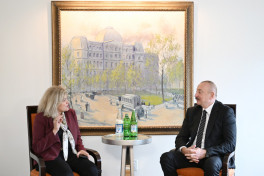President Ilham Aliyev meets CEO and President of Franklin Templeton in New York-PHOTO 