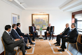 President Ilham Aliyev meets CEO of Global Infrastructure Partners in New York-PHOTO 