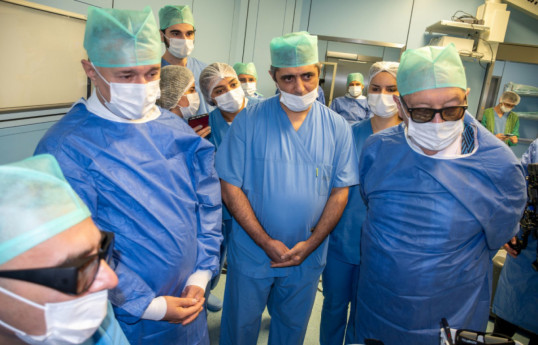 Azerbaijan performs first robot-assisted laparoscopic surgery at National Oncology Center