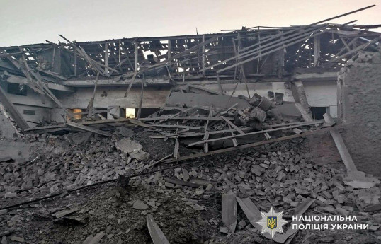 Russia launches massive airstrike on Donetsk, killing 5, wounding 17