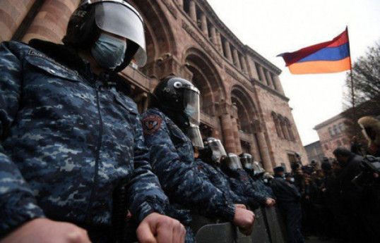 Protesters demand resignation of Armenian PM Pashinyan amid parliamentary debate