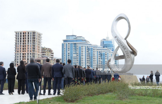 Azerbaijani people commemorate martyrs of the Patriotic War-PHOTOSESSION 