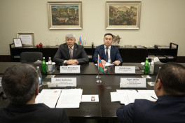 Chairman of the Board of AzerGold CJSC met with Ambassador of Kyrgyz Republic to Azerbaijan