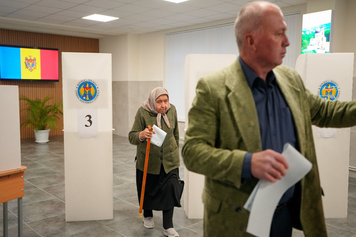 Moldovans vote in parliamentary elections