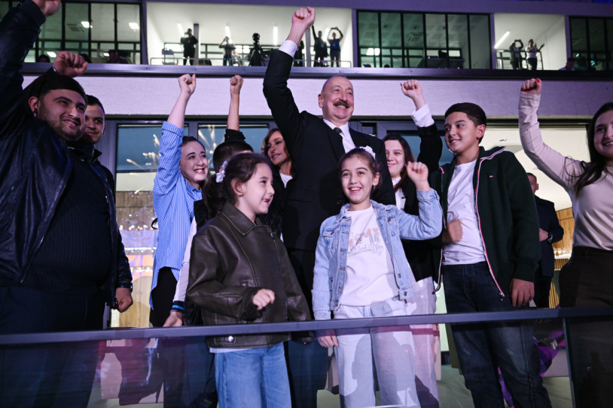 President Ilham Aliyev and Mehriban Aliyeva met with the children of martyrs at the opening of the CIS Games in Ganja