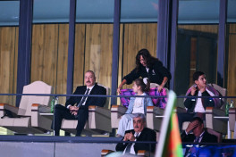 President Ilham Aliyev and Mehriban Aliyeva met with the children of martyrs at the opening of the CIS Games in Ganja