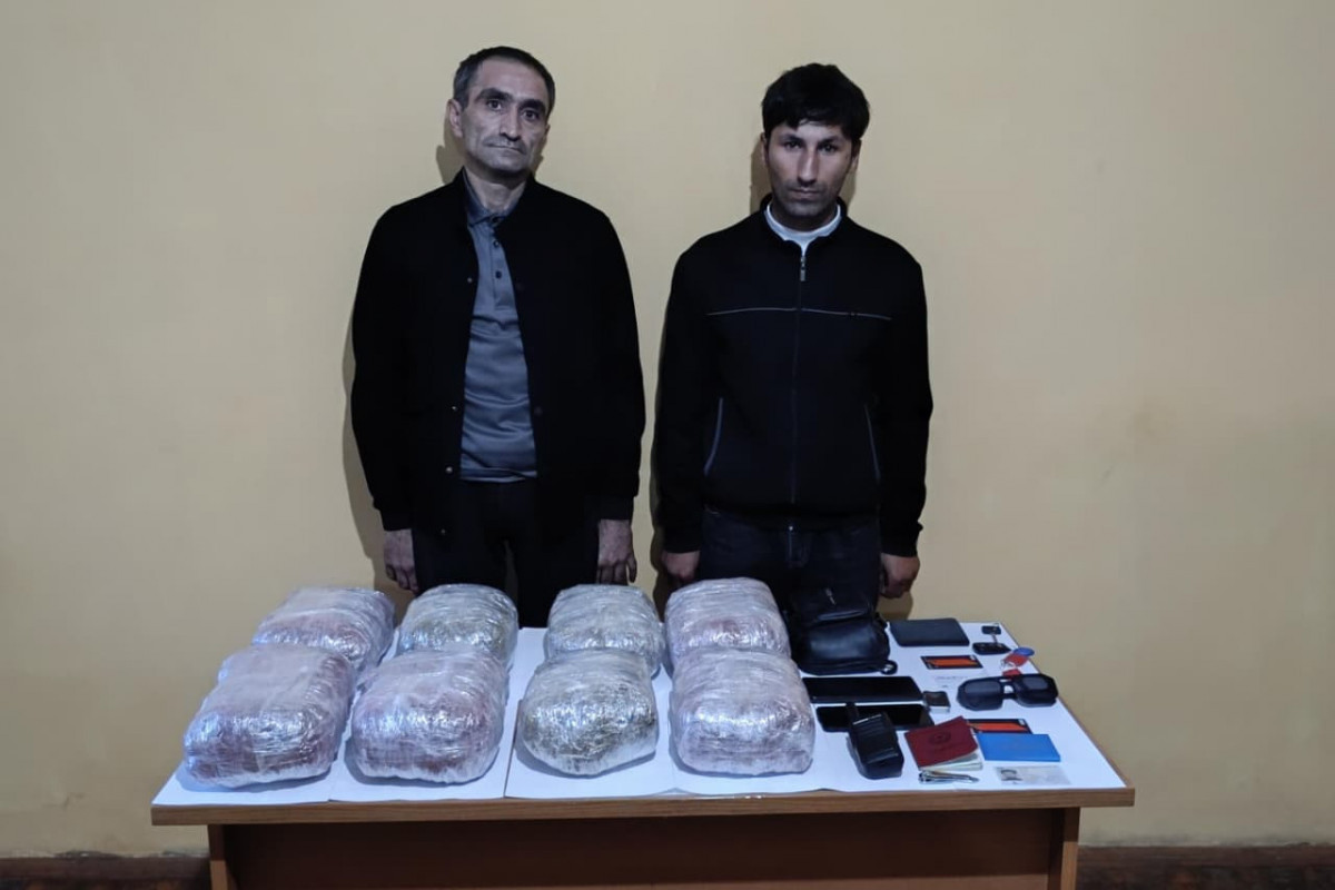 Azerbaijan State Security Service detains 2 with 8 kg of drugs at Iran border -PHOTO 