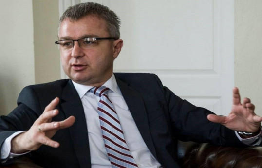 László Vasa, a leading economist and senior research fellow at the Hungarian Institute of International Affairs and Trade