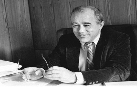 Ukrainian writer, poet, and journalist Vitaliy Korotich