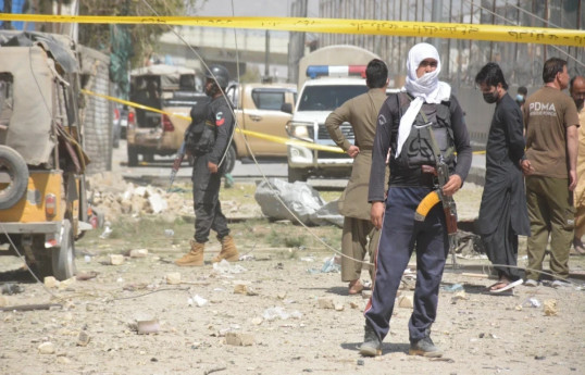 10 killed, 30 injured in suicide attack in SW Pakistan