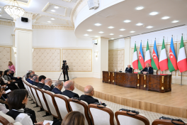 Presidents of Azerbaijan and Italy delivered press statements-UPDATED 