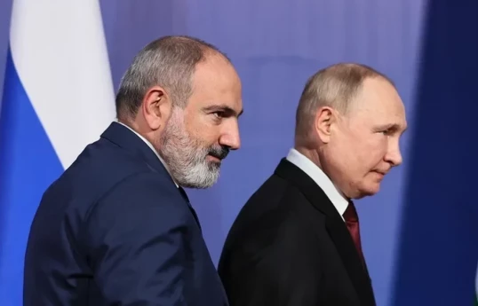 Putin tells Pashinyan Armenia cannot be a member of both the EU and EAEU at the same time