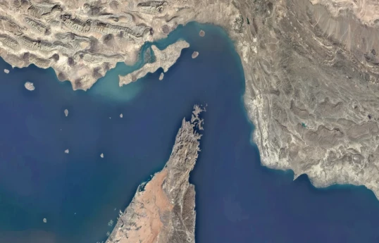 Iran offers agreement on use of Strait of Hormuz