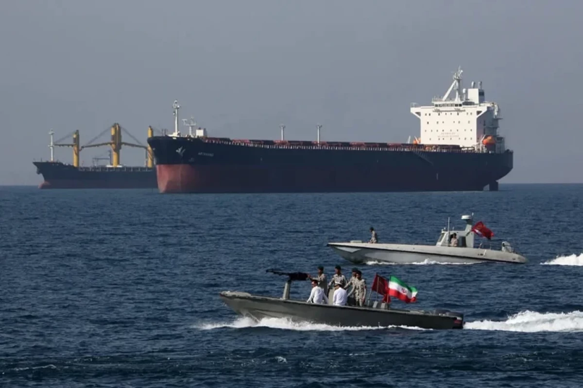 Strait of Hormuz to be closed to US, Israel for long time — Iranian General Staff