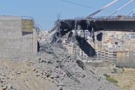 Footage of bridge connecting Karaj and Tehran bombed by Israel and US