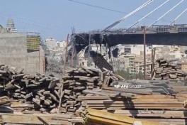 Footage of bridge connecting Karaj and Tehran bombed by Israel and US