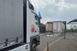 Humanitarian aid convoy sent from Azerbaijan crosses border and heads to Iran -PHOTO  -VIDEO 