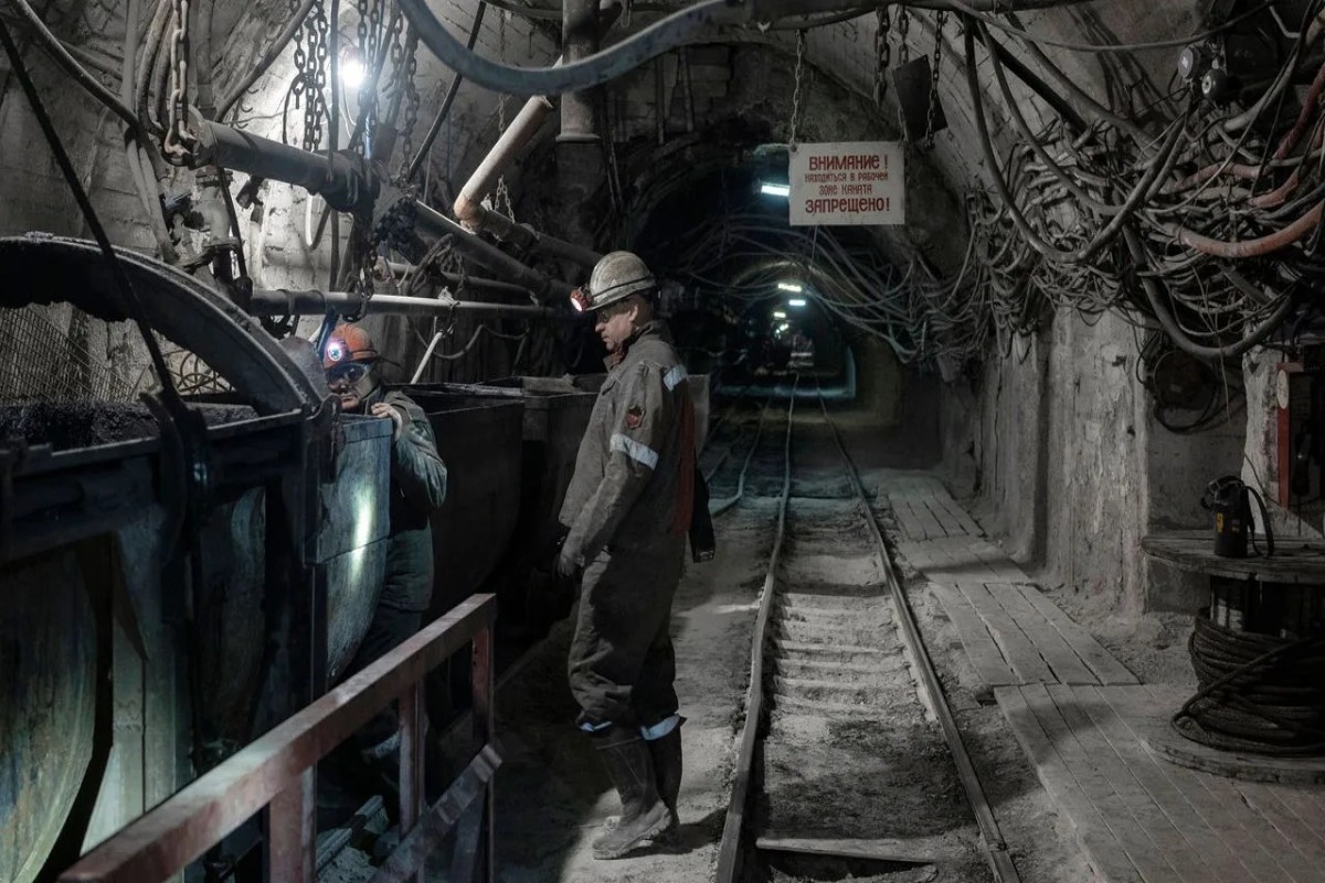 41 miners trapped after Ukrainian strike in Luhansk region: official