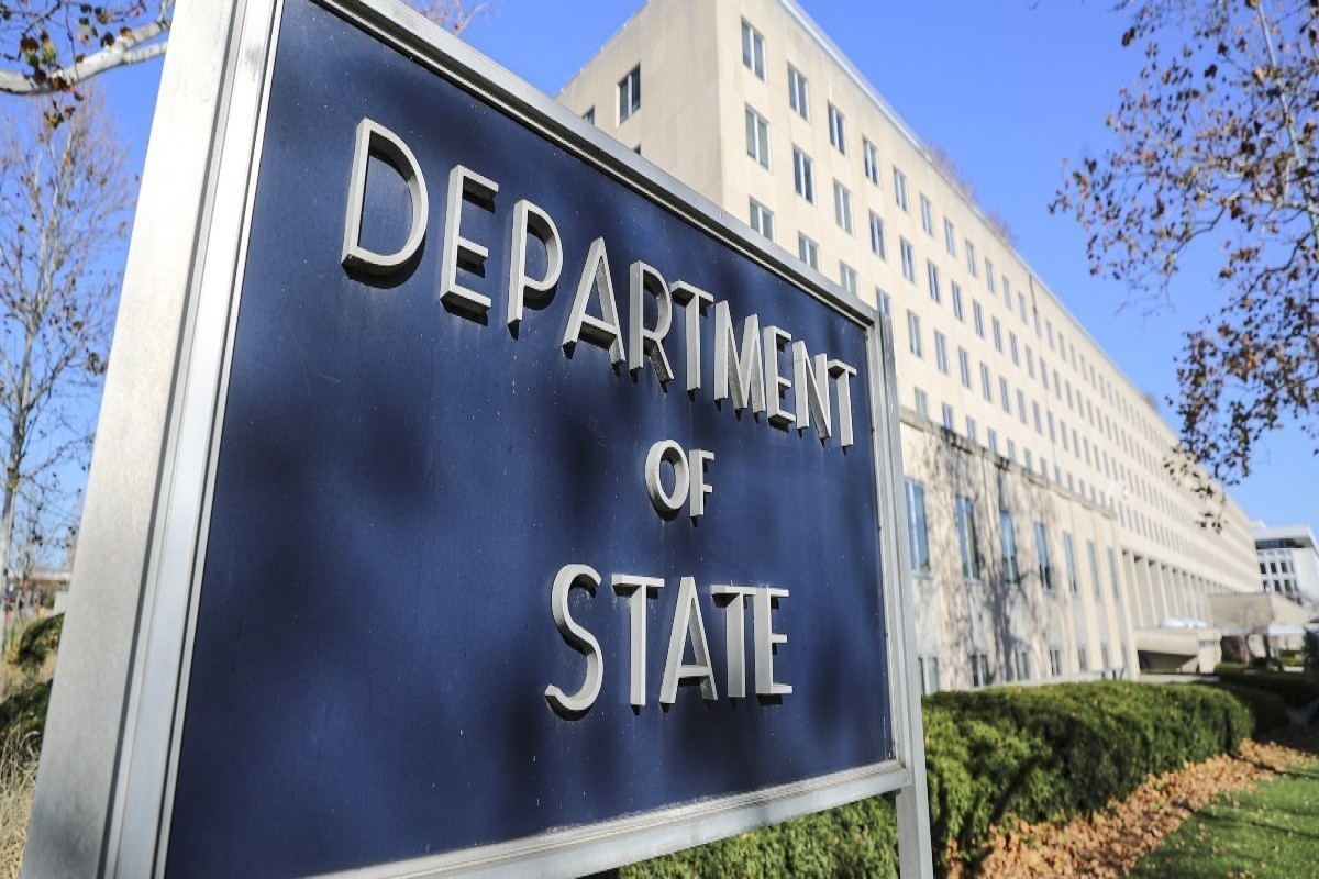 US urges its citizens in Bahrain to remain in shelters