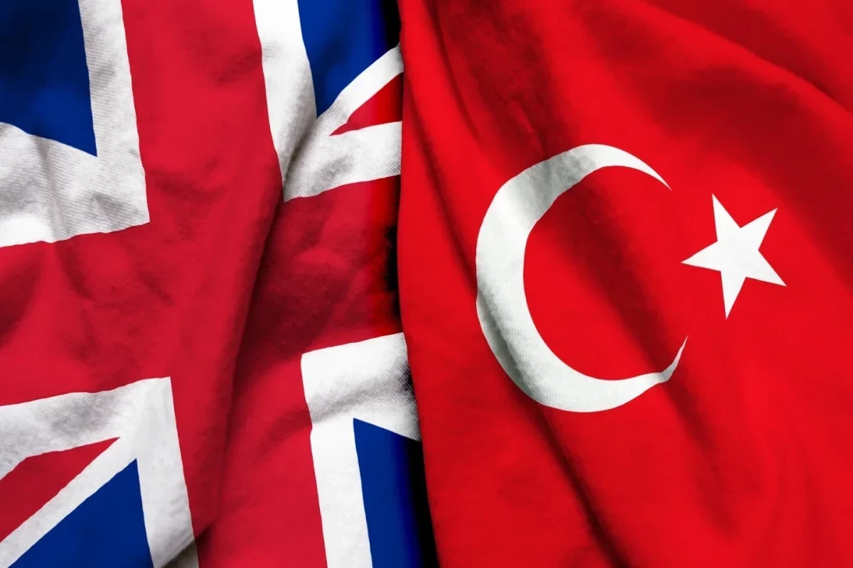 Türkiye and UK foreign ministers discuss Middle East war in phone call