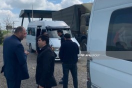 Azerbaijan relocates another group of former IDPS to Khojavend, families receive house keys -UPDATED-1 -PHOTO 