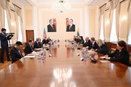 Azerbaijan and Lithuania PMs discuss expanding cooperation - UPDATED 