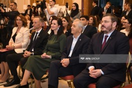 Baku hosts exhibition on Ukrainian refugees living in Lithuania