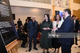 Baku hosts exhibition on Ukrainian refugees living in Lithuania