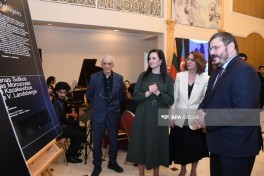 Baku hosts exhibition on Ukrainian refugees living in Lithuania