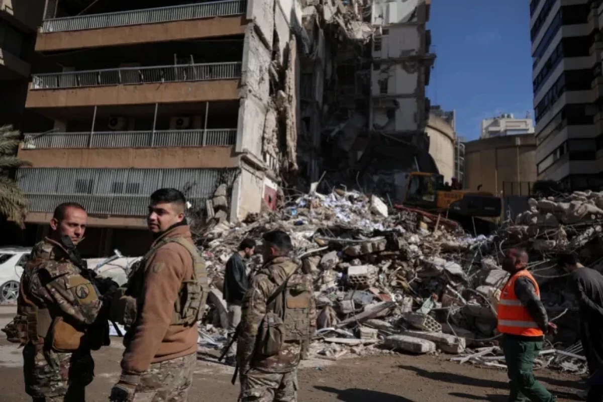 Israeli forces destroy homes in Lebanese town as rocket fire targets Galilee