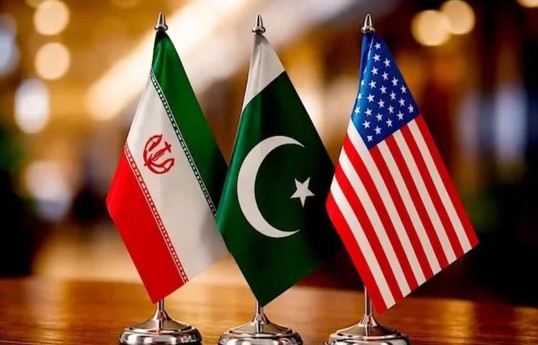 Iranian delegation arrives in Pakistan for talks with the United States
