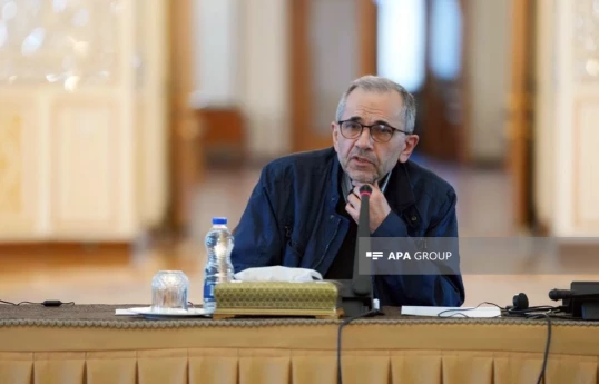 Iranian Deputy Foreign Minister Majid Takht-Ravanchi