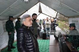 Armenian civil society representatives arrive in Azerbaijan - PHOTO 