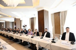 Bilateral roundtable with participation of Azerbaijani and Armenian representatives held- PHOTO -UPDATED 