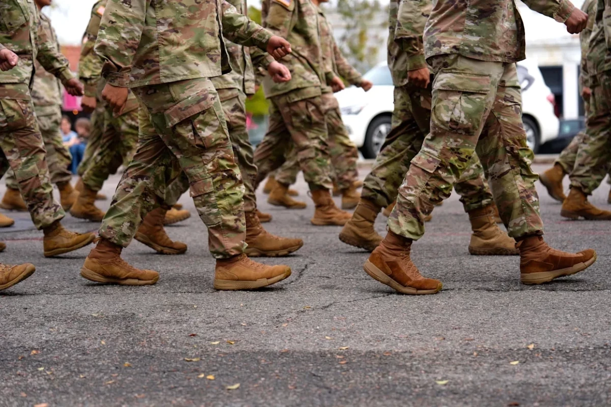 UK defense chief: US will not withdraw troops from the kingdom