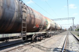 Azerbaijan sends 887 tons of diesel to Armenia-UPDATED -PHOTO 