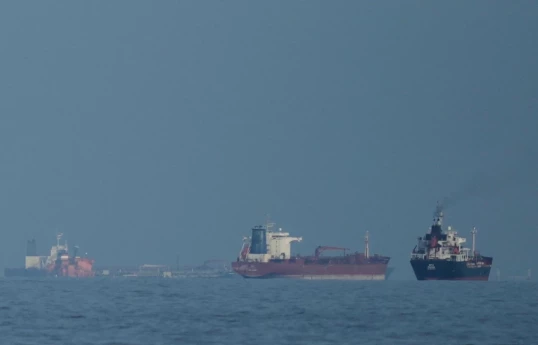 Bloomberg: Trump says US will begin blockade of ships to and from Hormuz