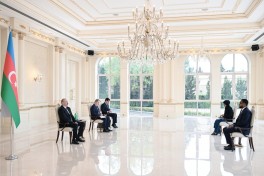 President Ilham Aliyev received newly appointed ambassador of Somalia to Azerbaijan - UPDATED 